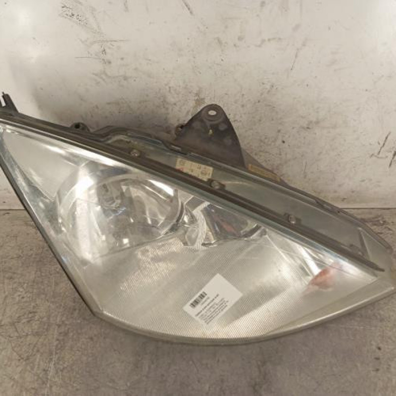 Optique avant principal droit (feux)(phare) FORD FOCUS 1