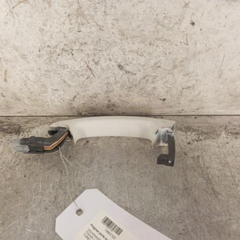 Poignee porte avant gauche VOLKSWAGEN TIGUAN 1