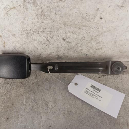 Attache ceinture avant droit RENAULT SCENIC 3
