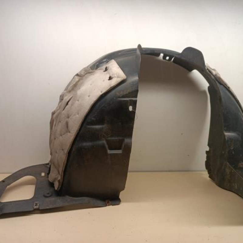 Pare boue avant droit PEUGEOT 2008 1 Pare boue avant droit PEUGEOT 2008 1