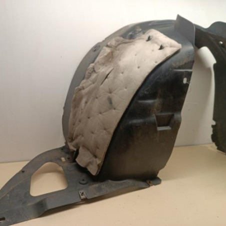 Pare boue avant droit PEUGEOT 2008 1