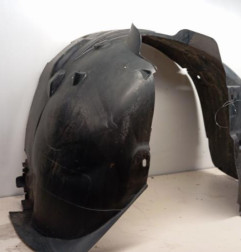 Pare boue avant gauche PEUGEOT 2008 1