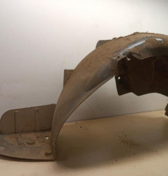 Pare boue arriere droit RENAULT CLIO 4