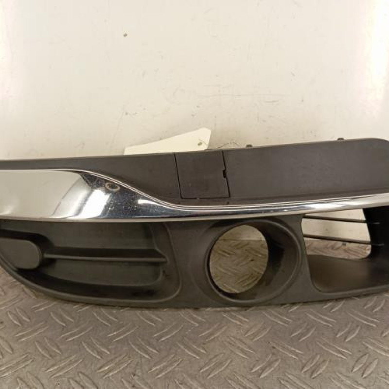 Enjoliveur anti brouillard RENAULT LAGUNA 3