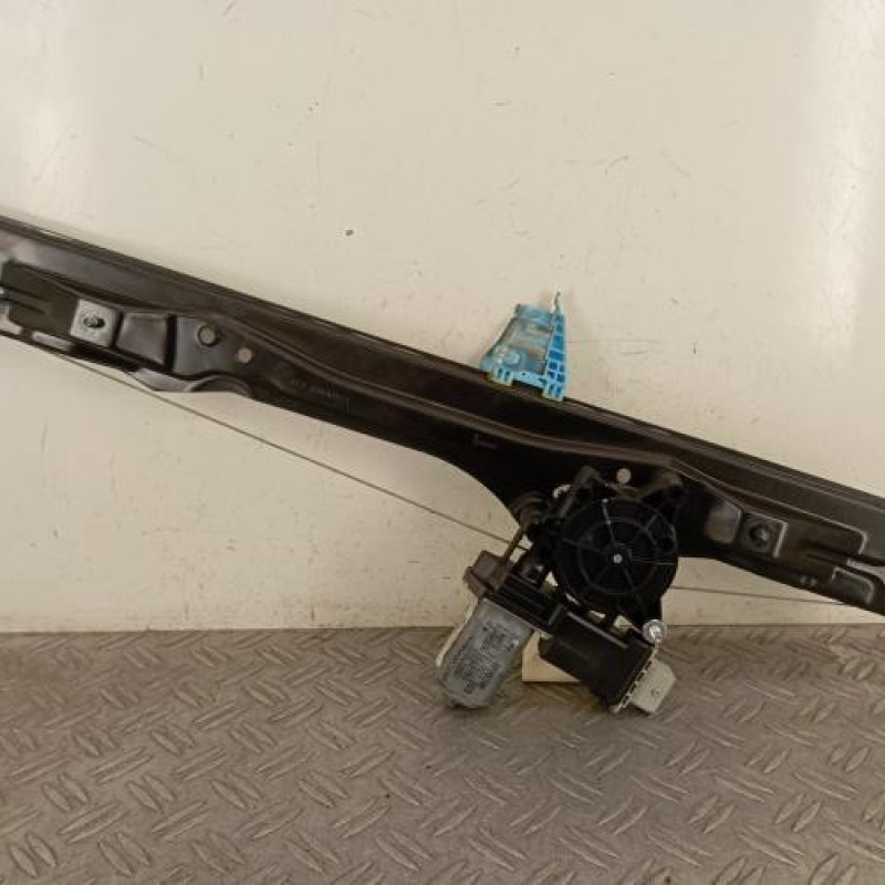 Leve vitre electrique avant droit FIAT DOBLO 2