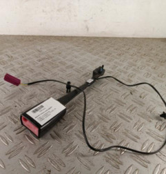 Attache ceinture avant gauche FORD C-MAX 2 Photo n°1