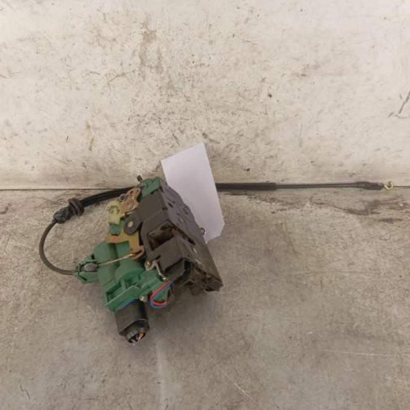 Serrure avant droit SEAT IBIZA 3 Serrure avant droit SEAT IBIZA 3