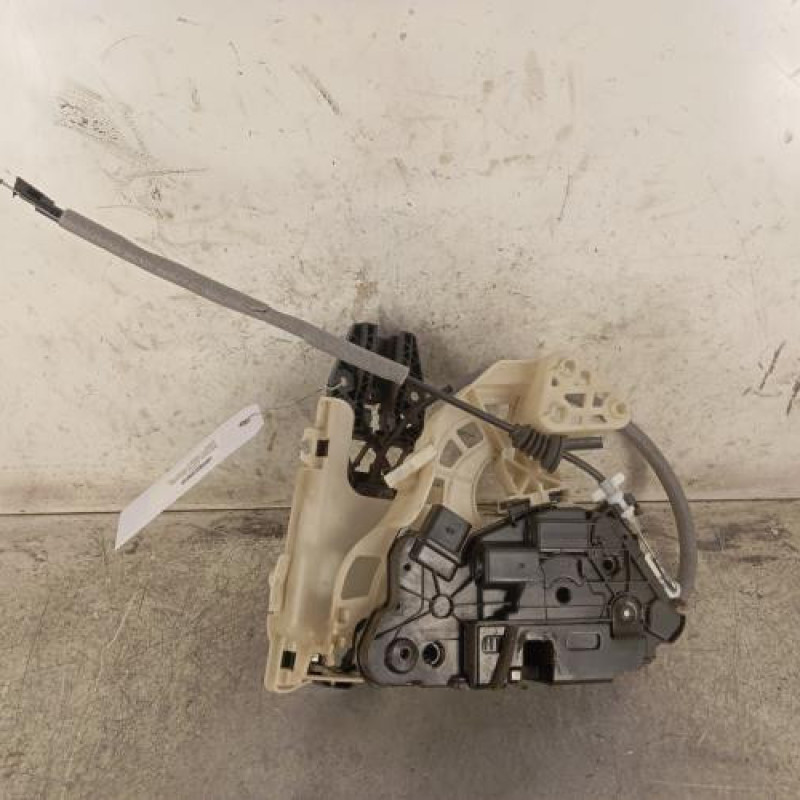 Serrure avant gauche VOLKSWAGEN TIGUAN 1 Serrure avant gauche VOLKSWAGEN TIGUAN 1