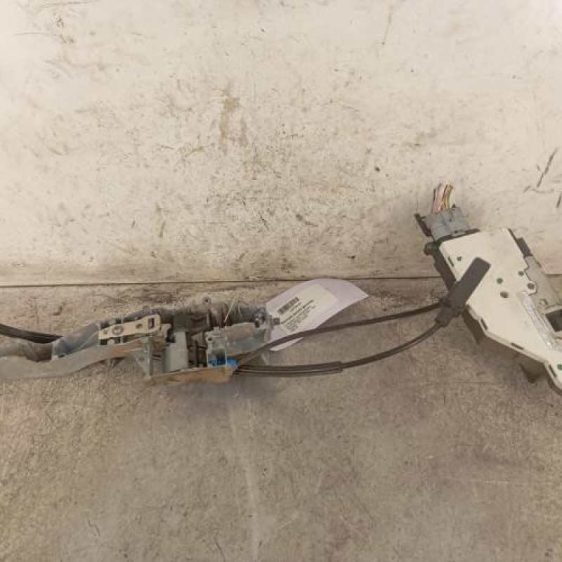 Serrure avant gauche CITROEN C4 PICASSO 1 Serrure avant gauche CITROEN C4 PICASSO 1