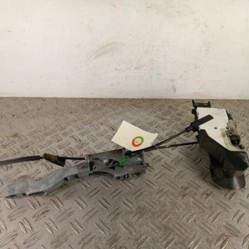 Serrure avant gauche CITROEN C3 PICASSO Serrure avant gauche CITROEN C3 PICASSO