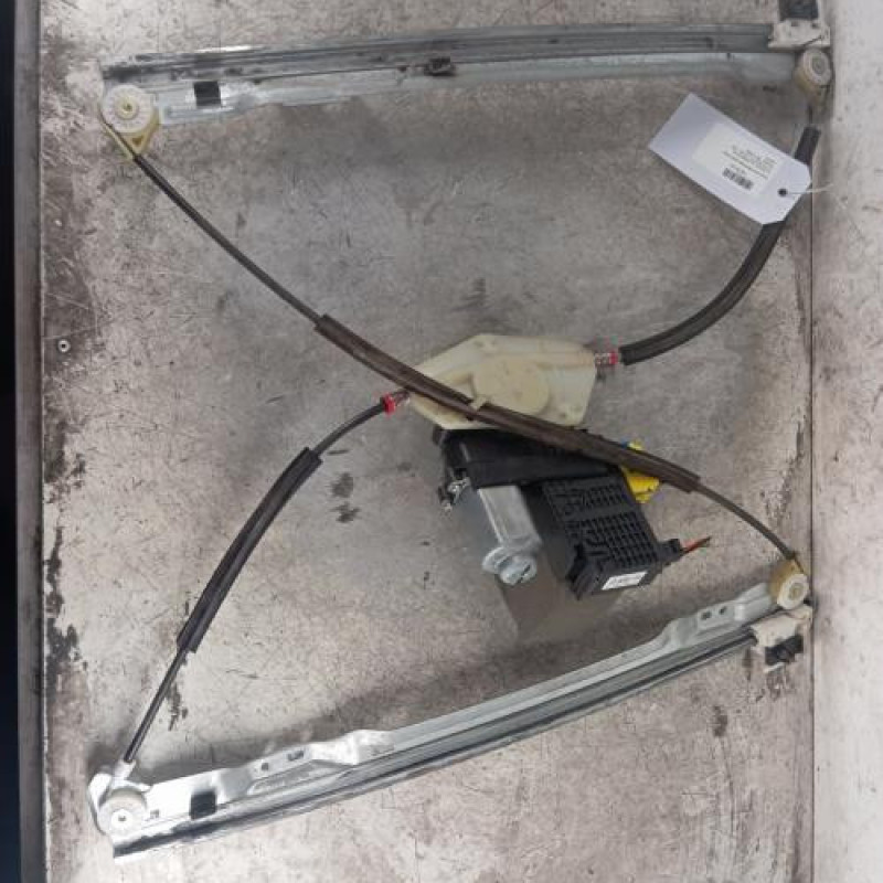Leve vitre electrique avant droit CITROEN C4 PICASSO 1