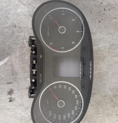 Compteur VOLKSWAGEN POLO 5 Photo n°1