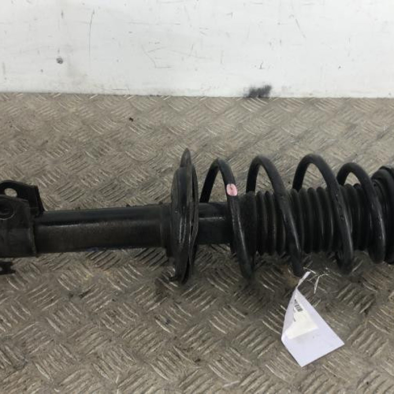 Amortisseur avant gauche TOYOTA YARIS 3 Amortisseur avant gauche TOYOTA YARIS 3