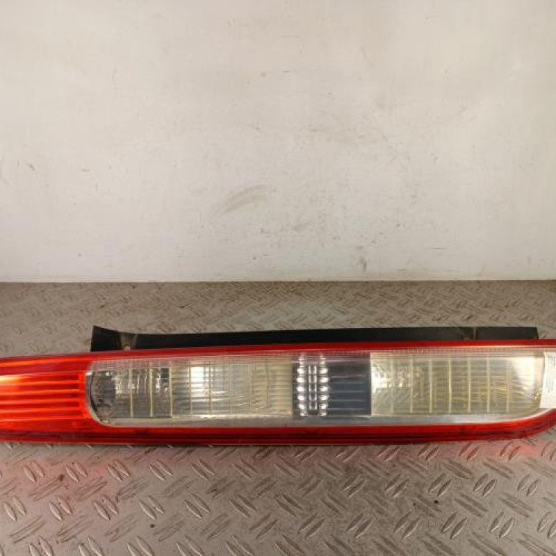 Feu arriere principal gauche (feux) FORD FOCUS 2