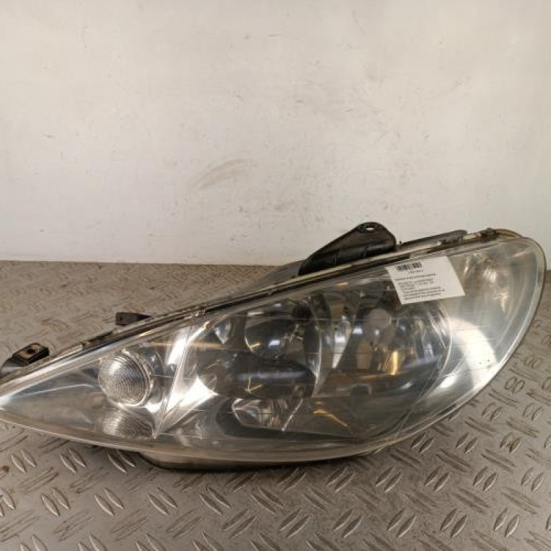 Optique avant principal gauche (feux)(phare) PEUGEOT 206