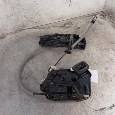 Serrure avant droit VOLKSWAGEN POLO 5