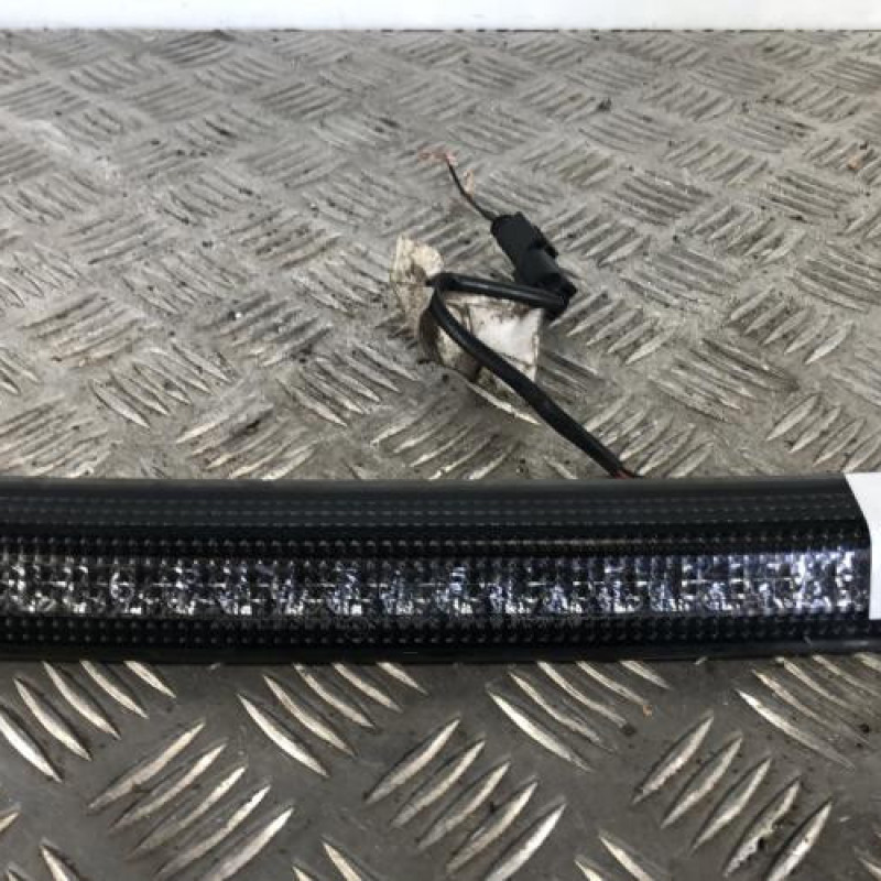 Feu arriere stop central LAND ROVER RANGE ROVER 1 EVOQUE