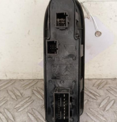 Interrupteur de leve vitre avant gauche PEUGEOT 308 1 SW