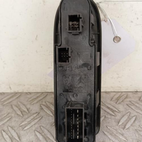 Interrupteur de leve vitre avant gauche PEUGEOT 308 1 SW