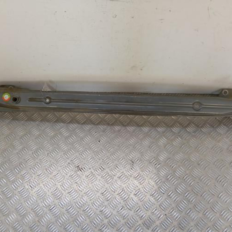 Renfort pare choc arriere (traverse) PEUGEOT 207