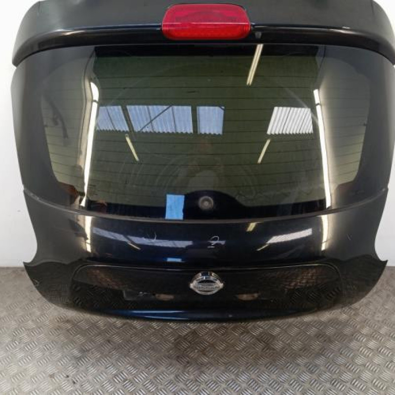 Malle/Hayon arriere NISSAN JUKE 1