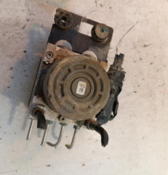 Bloc ABS (freins anti-blocage) RENAULT TRAFIC 3 COURT