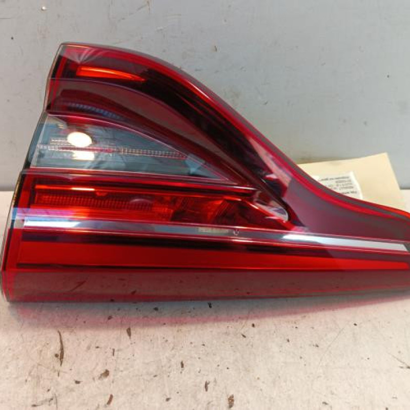 Feu arriere secondaire droit (feux) RENAULT CLIO 5 Feu arriere secondaire droit (feux) RENAULT CLIO 5