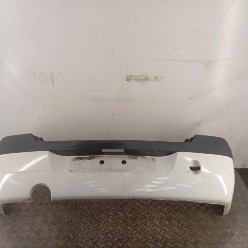 Pare choc arriere DACIA LOGAN 1