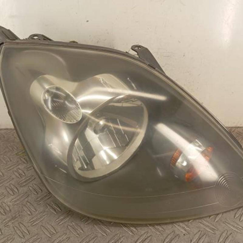 Optique avant principal droit (feux)(phare) FORD FIESTA 5