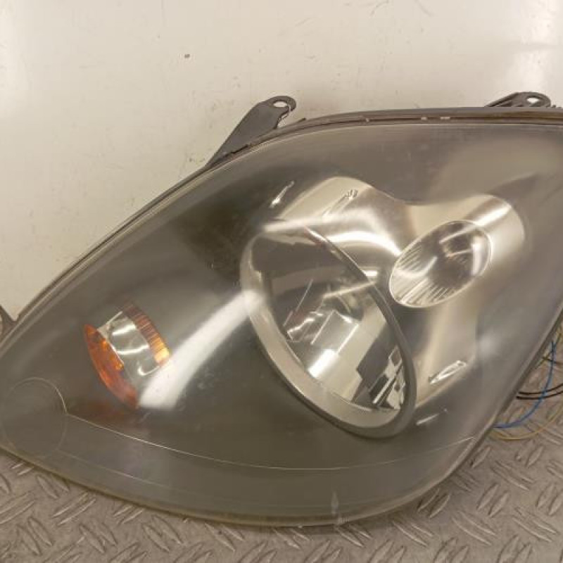 Optique avant principal gauche (feux)(phare) FORD FIESTA 5