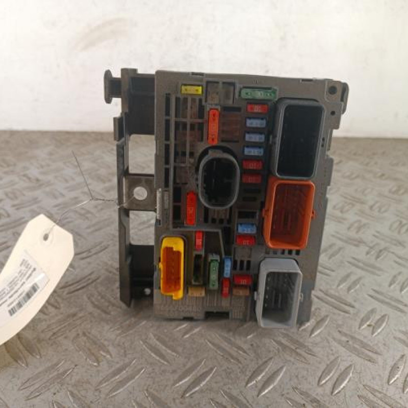Boitier servitude moteur (BSM) PEUGEOT 308 1 SW