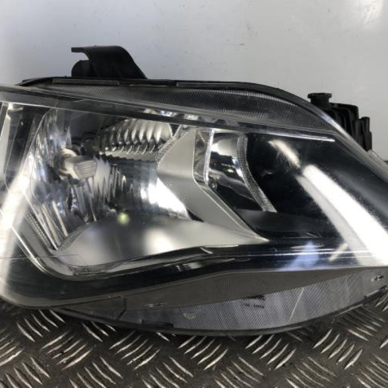 Optique avant principal droit (feux)(phare) SEAT IBIZA 4