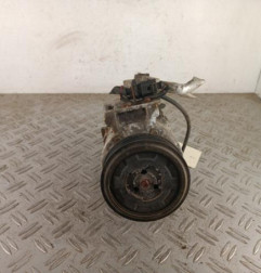 Compresseur clim AUDI A4 2 Photo n°1