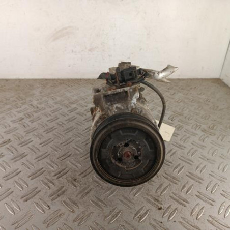 Compresseur clim AUDI A4 2 Photo n°1