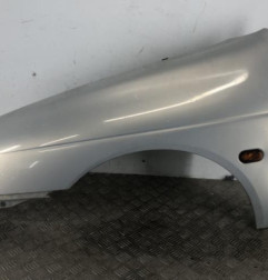 Aile avant gauche RENAULT MEGANE 1 Photo n°1