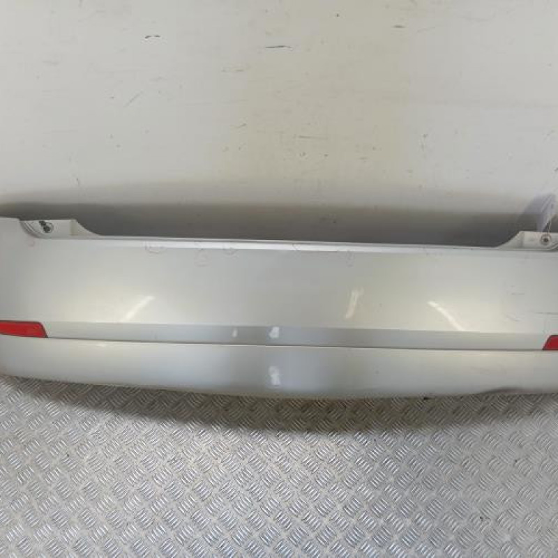Pare choc arriere FORD FIESTA 5