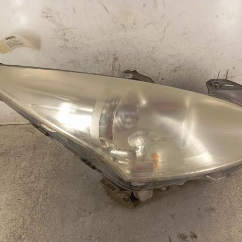 Optique avant principal droit (feux)(phare) PEUGEOT 5008 1