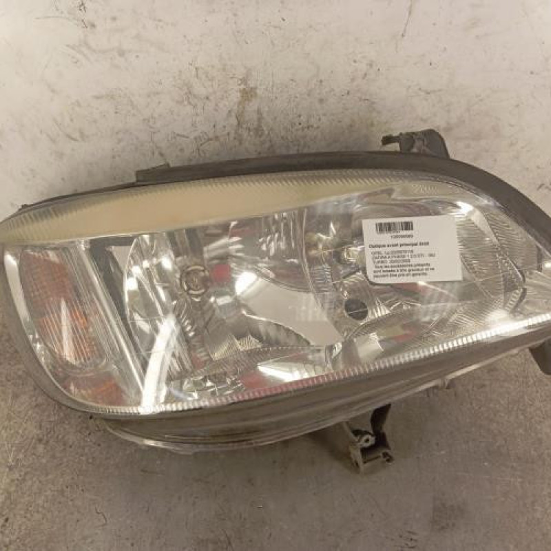Optique avant principal droit (feux)(phare) OPEL ZAFIRA A