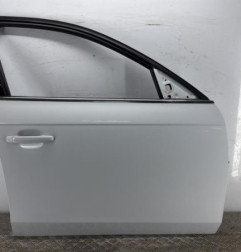 Porte avant droit AUDI A4 3 Photo n°1