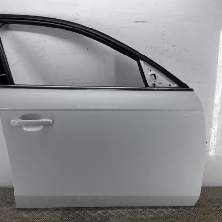 Porte avant droit AUDI A4 3 Photo n°1