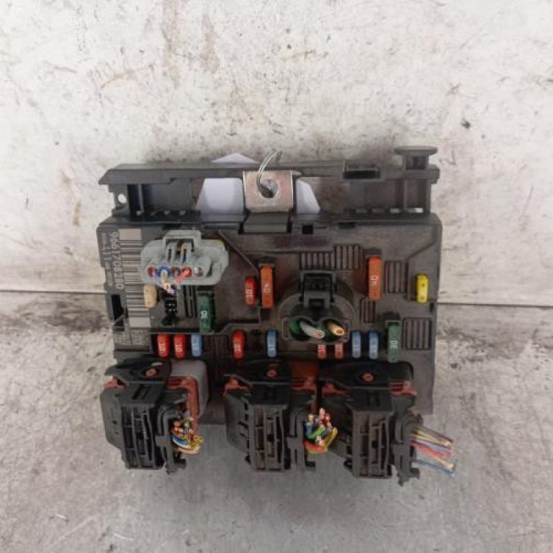Boitier servitude moteur (BSM) PEUGEOT 307 Boitier servitude moteur (BSM) PEUGEOT 307