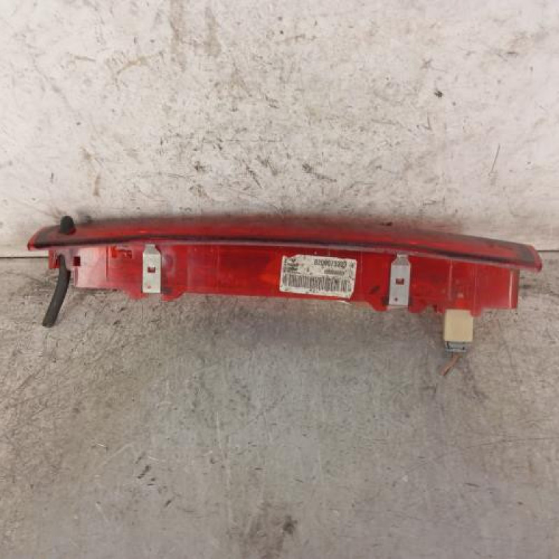 Feu arriere stop central RENAULT GRAND SCENIC 2 Feu arriere stop central RENAULT GRAND SCENIC 2