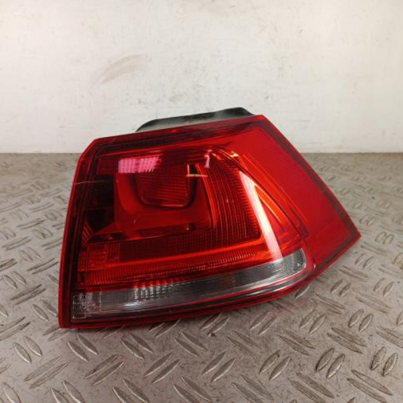 Feu arriere principal droit (feux) VOLKSWAGEN GOLF 7 Feu arriere principal droit (feux) VOLKSWAGEN GOLF 7
