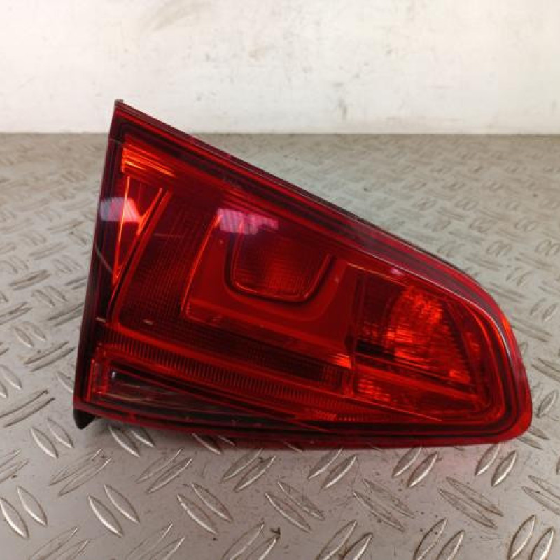 Feu arriere secondaire gauche (feux) VOLKSWAGEN GOLF 7