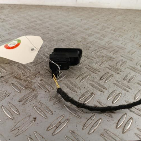 Interrupteur de leve vitre arriere droit VOLKSWAGEN GOLF 7