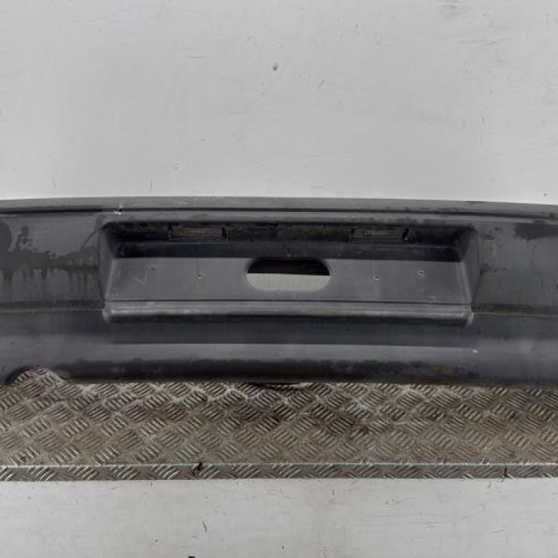 Pare choc arriere RENAULT CLIO 1