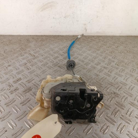 Serrure avant gauche AUDI A4 3