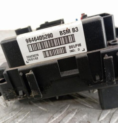 Boitier servitude moteur (BSM) PEUGEOT 406 Photo n°3