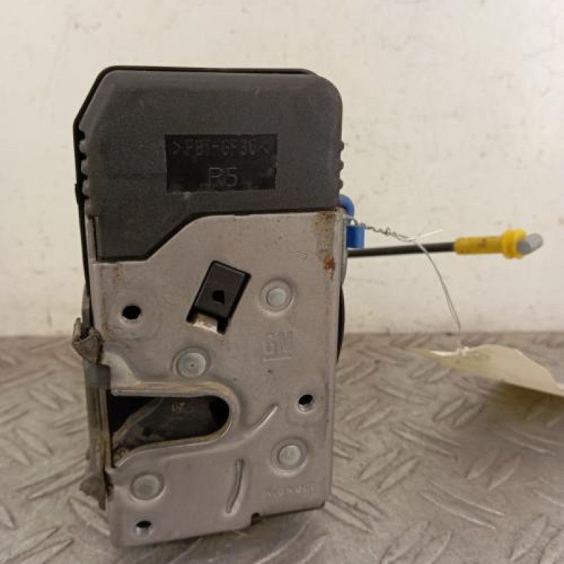 Serrure avant droit RENAULT TRAFIC 2 Serrure avant droit RENAULT TRAFIC 2
