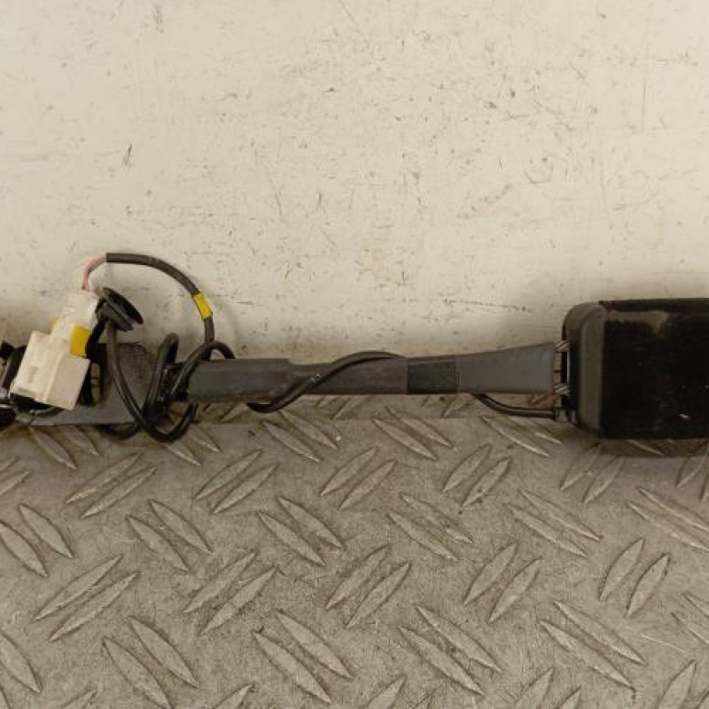 Attache ceinture avant droit PEUGEOT 308 1 SW